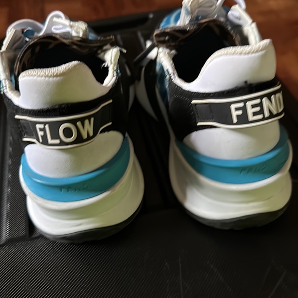 Fendi flow sneakers woman’s size 38 - Picture 2 of 5